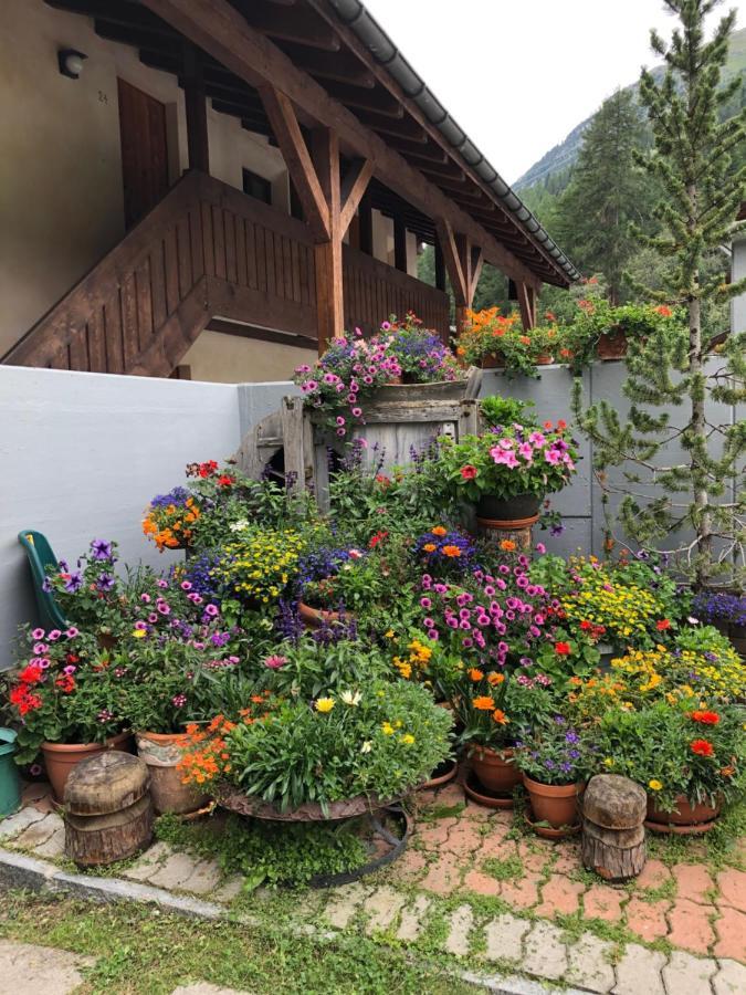 Апартаменты Residenz La Mora Ла-Пунт-Чамуэшч Экстерьер фото